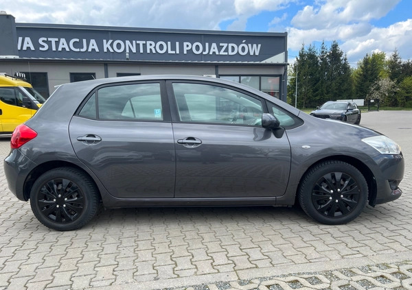 Toyota Auris cena 22990 przebieg: 176000, rok produkcji 2008 z Kalwaria Zebrzydowska małe 254